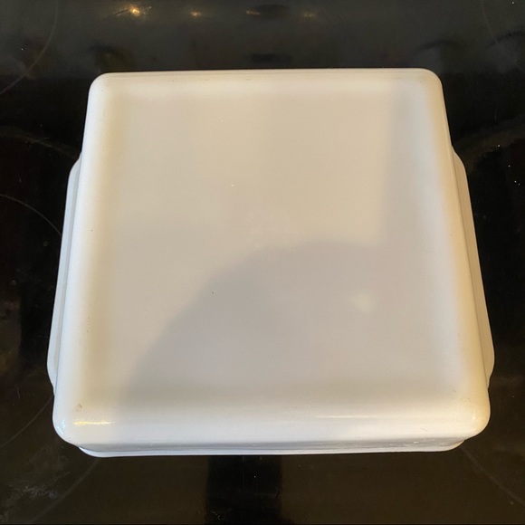 Fire King Square Opal Baking Dish - Picture 3 of 4